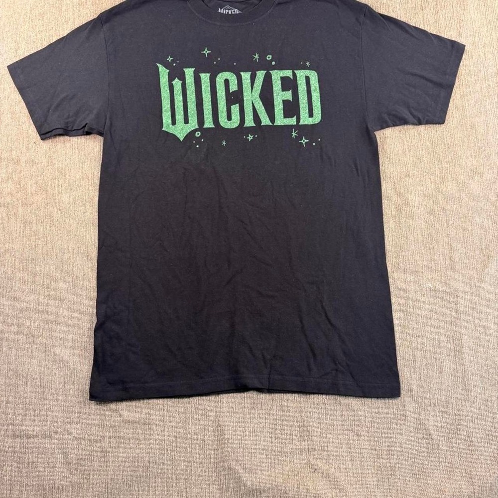 Wicked Movie Graphic T-Shirt Medium M Black Green Glitter Universal Studios